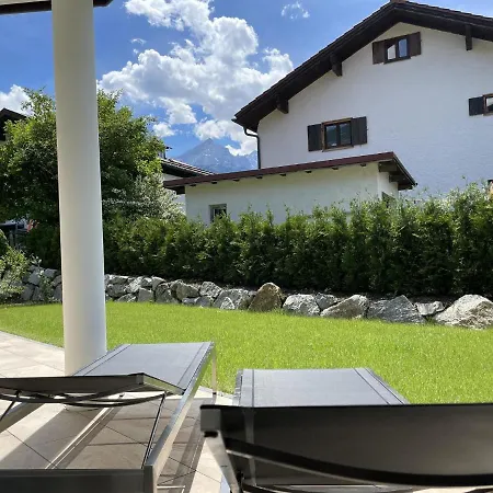 Апартаменты Berglife *